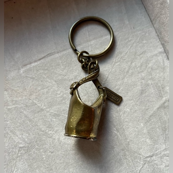 Vintage COACH duffle sac keychain. - Picture 3 of 7